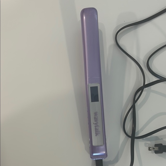 wavy talk Other - Wavy Talk Purple Hair Straightener